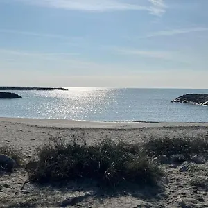 appartement-saintes-maries-de-la-mer.fr-provencehotel.com/