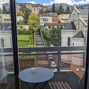 joli-studio-proche-des-thermes.hotels-rhonealpes.com/